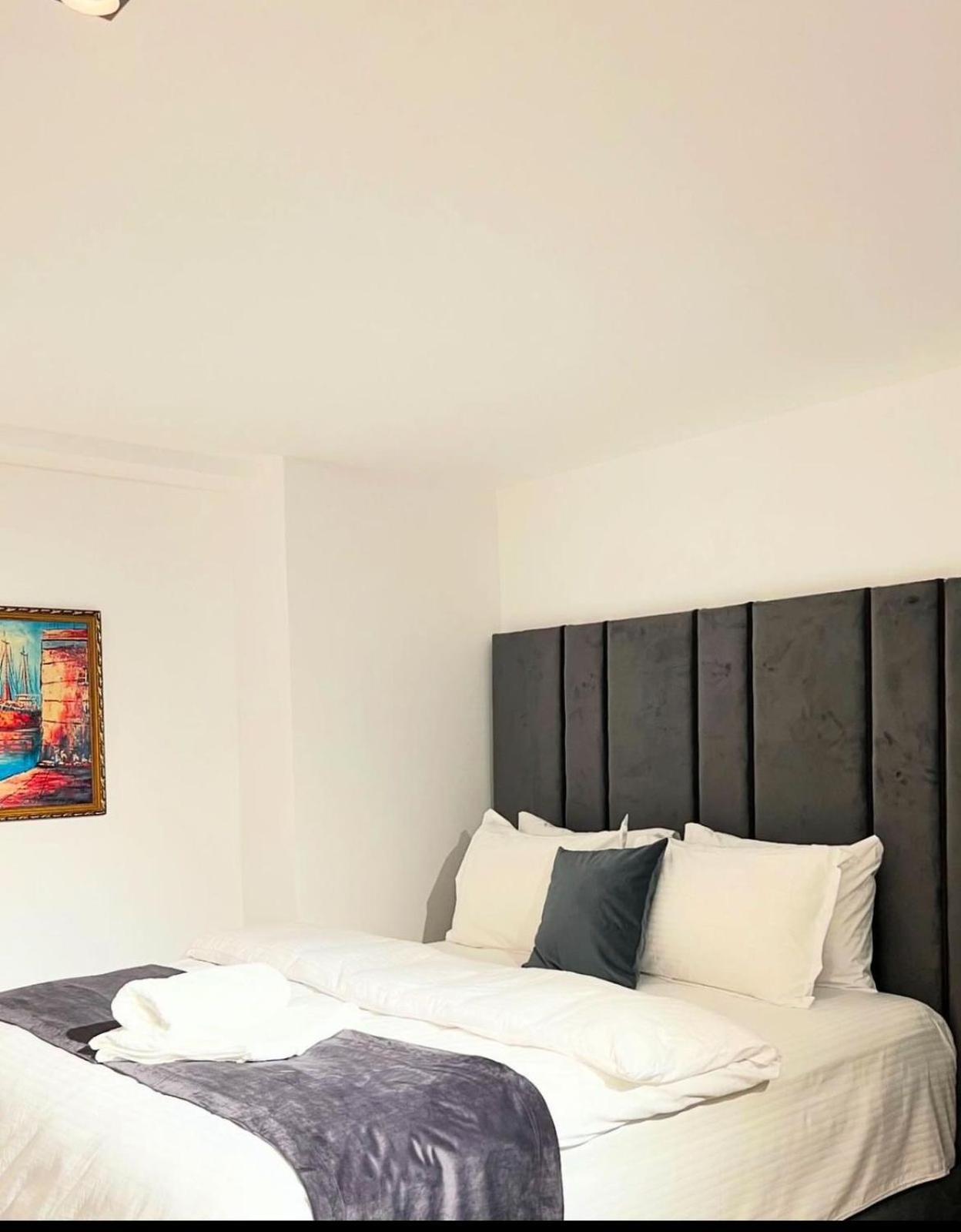 Hotel Europa Prishtina Pristina Eksteriør bilde