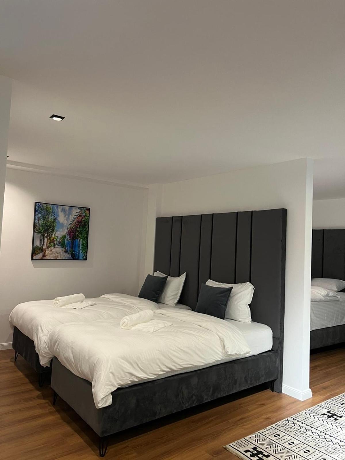 Hotel Europa Prishtina Pristina Eksteriør bilde