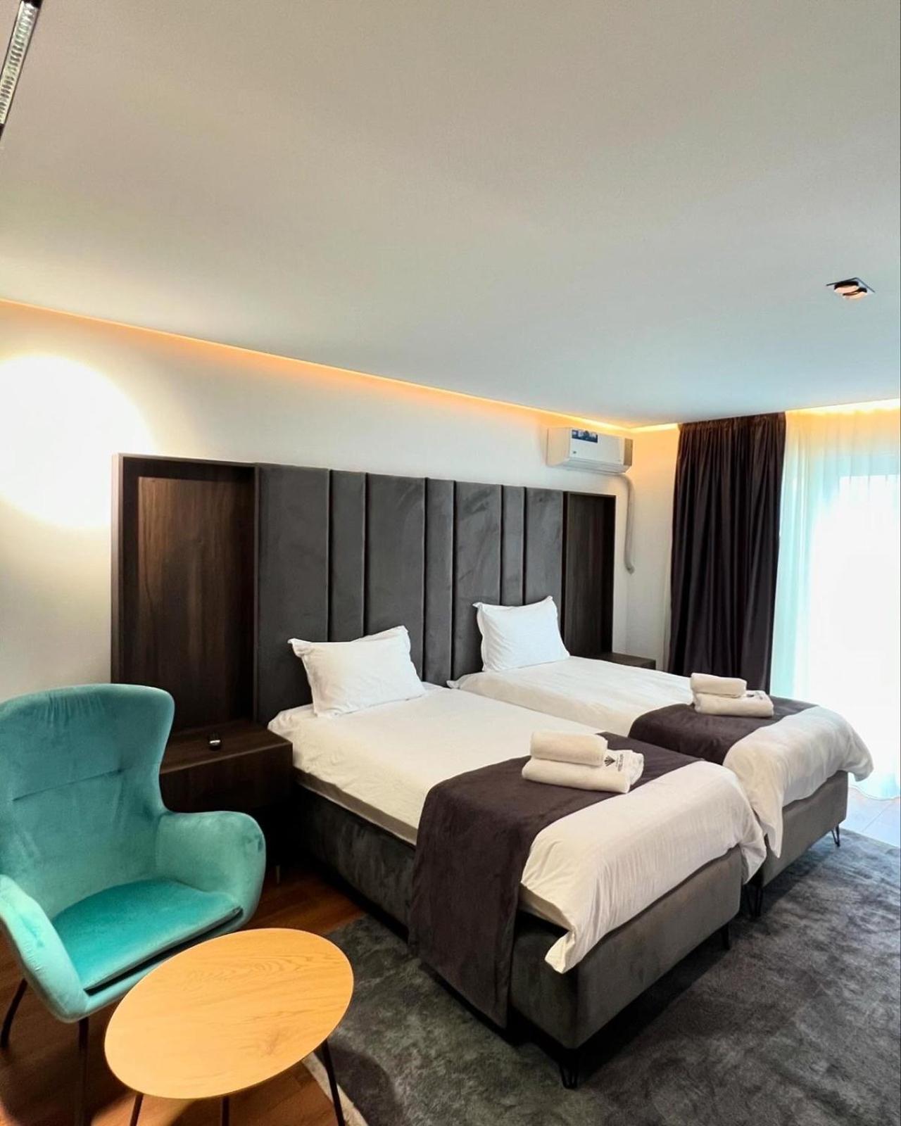 Hotel Europa Prishtina Pristina Eksteriør bilde